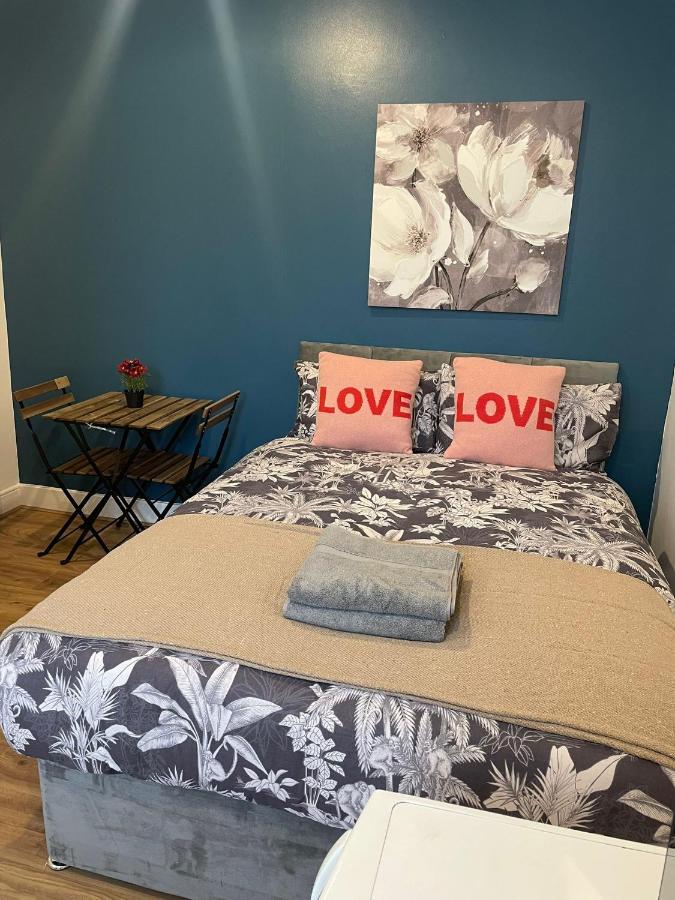 Wonderful Fully-Equipped Studio Near Central London 8 Exterior photo