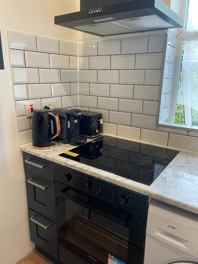 Wonderful Fully-Equipped Studio Near Central London 8 Exterior photo