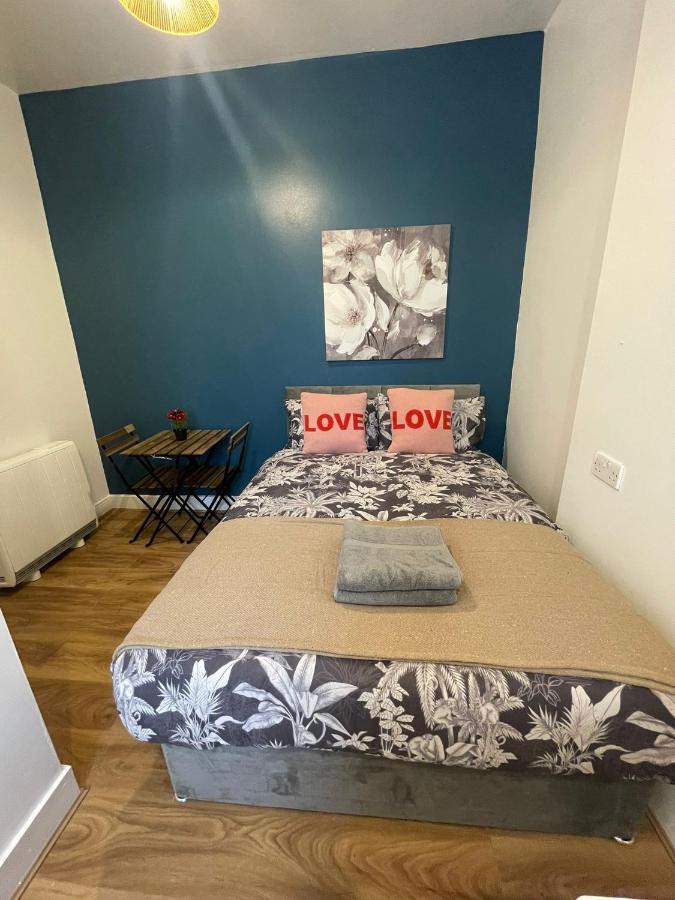 Wonderful Fully-Equipped Studio Near Central London 8 Exterior photo